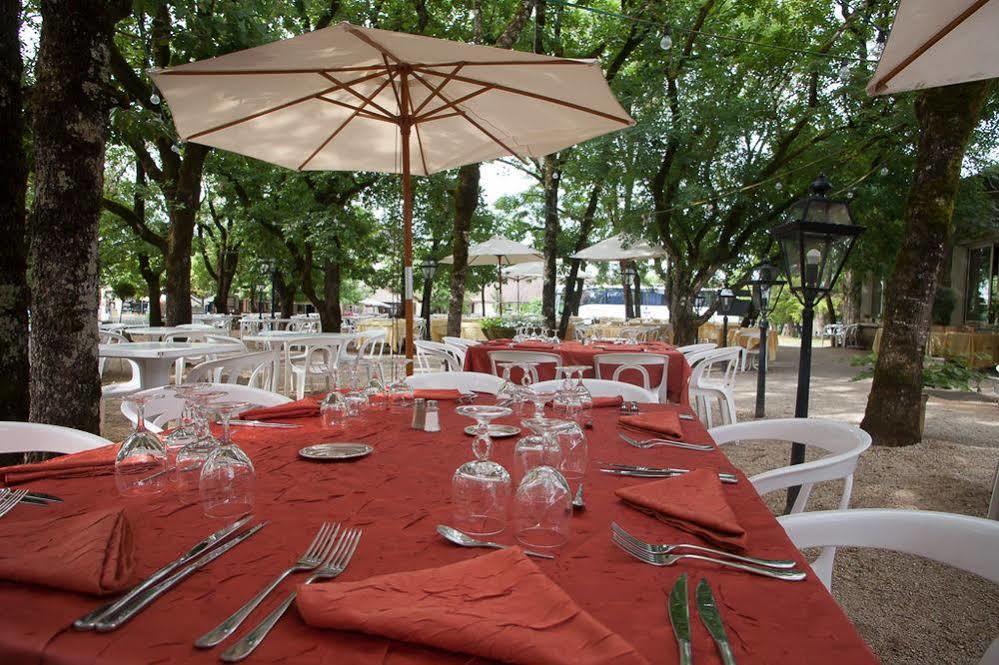 Hotel Restaurant Du Chateau Рокамадур Экстерьер фото
